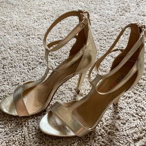 JustFab Gold heels
